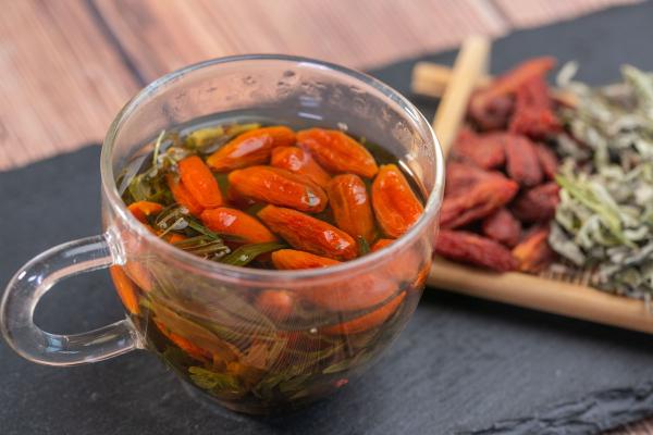 怎么判斷自己寒氣重還是濕氣重 怎樣去除身體里的濕氣和寒氣