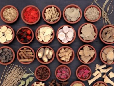 土茯苓的功效與作用 土茯苓泡水喝的禁忌