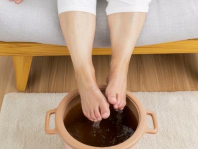 腳濕氣太嚴重了怎么辦 腳濕氣重的癥狀有哪些