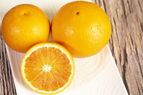 橙子的功效與作用、禁忌和食用方法