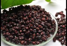 男人睡前用它泡水喝，不僅補腎壯陽，還能補血清肝