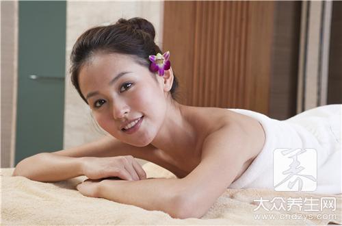 奇葩的姿勢竟讓她大呼“受不了” 