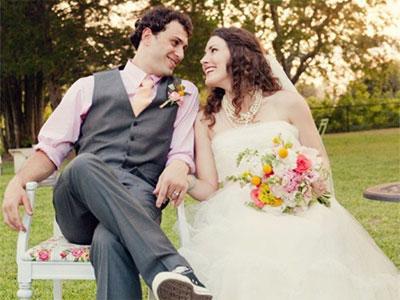 老外驗(yàn)證早晨親吻對(duì)方有助健康