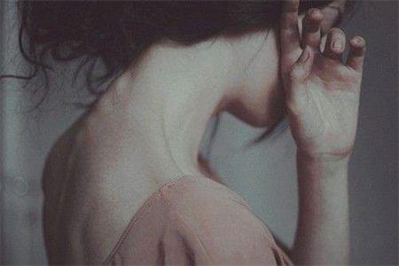 小保姆的瘋狂讓我如癡如醉，每次總忍不住想和她發生關系