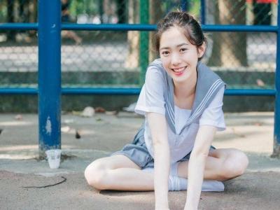 發(fā)現(xiàn)女友看很黃很黃的細(xì)節(jié)小說(shuō) 當(dāng)時(shí)就把她拿下了