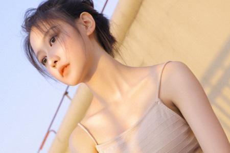 美女15分鐘叫床聲視頻 聽完男女強(qiáng)吻摸下面到高峰