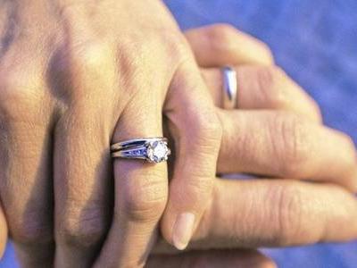 性生活多久一次較合理？性生活不和諧對女性有什么危害