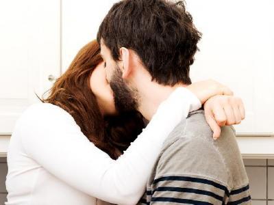 性愛時如何愛撫女人？性生活一定要撫摸這些敏感區(qū)