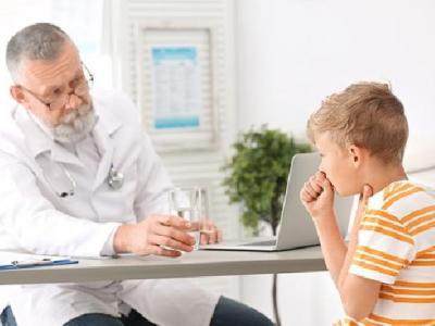 足療按摩催生睡覺(jué)遺精! 關(guān)于足療按摩遺精問(wèn)題分析