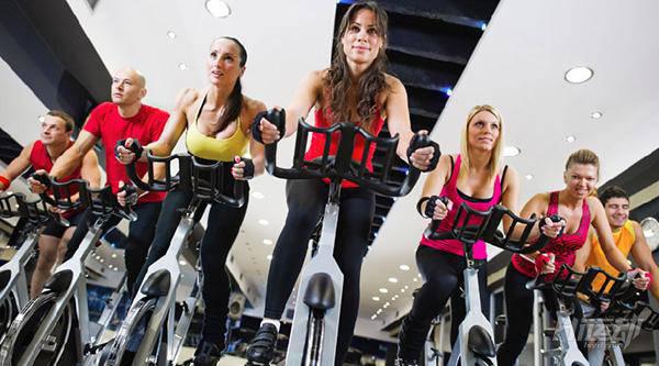 三合組hiit超燃脂訓練！這樣跑步效率高3倍