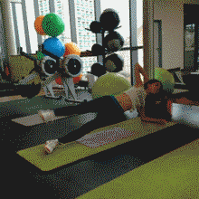 高顏值和傲人身材的標配，這位模特女神還可以更優秀