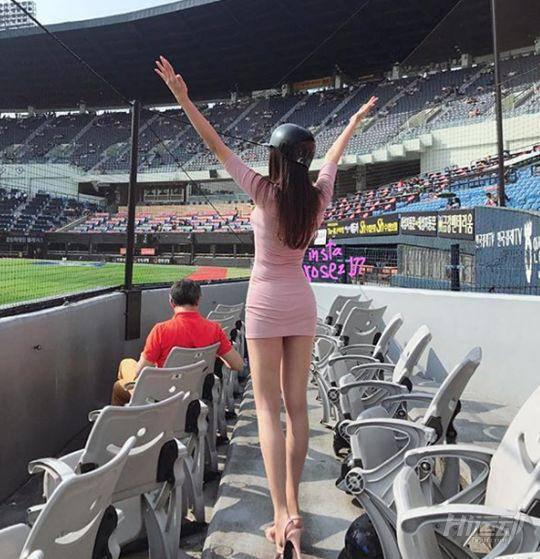 身高將近1米8韓國女神，因健身不僅腿長身材越發凹凸有致