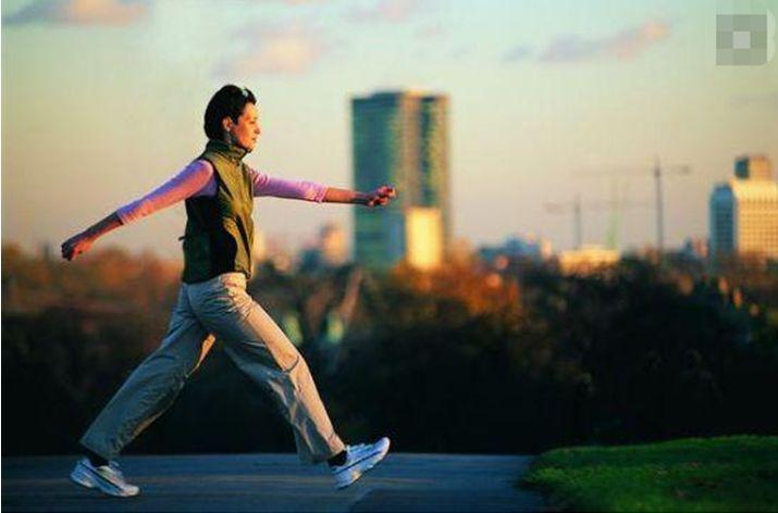 最適合懶人的健身，每天只用走路就能讓你月瘦10斤