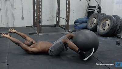 15歲健身至今的肌肉巨人，2米身高把肌肉男襯托格外嬌小