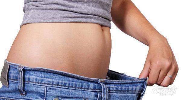 5個動作10分鐘hiit強化訓練！讓身體進入超燃脂狀態