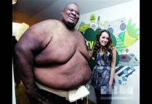 減肥最失敗的一名600斤胖子，不僅挽回女友失敗還嚇到眾人