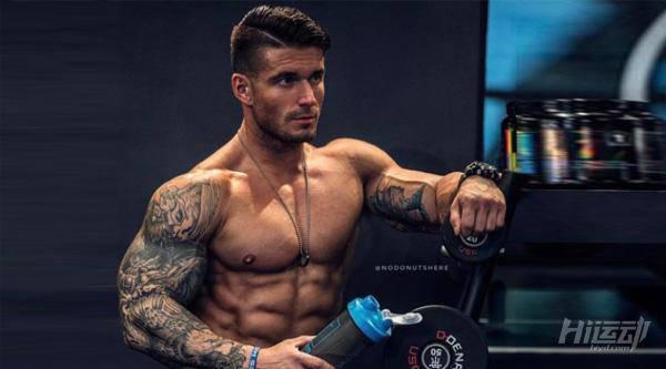 除配槍外，還得健身練出強壯身體！紐約警察是最危險的職業