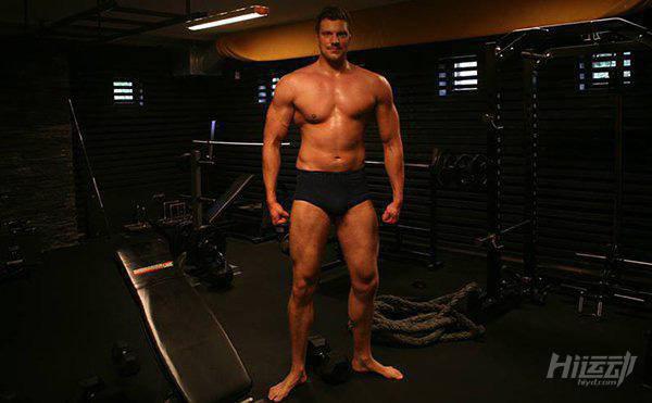 高個子健身本來就難！還因漏斗胸自斷10根肋骨治療