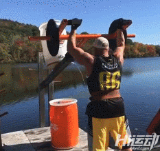 健身器械自己造：廢銅爛鐵加冰塊，冬季健身燥起來！