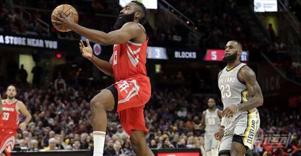 由“夜店哈”進化成“努力哈”，帶領火箭掉打騎士隊！哈登的增肌計劃