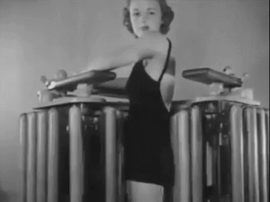 懶人健身你還懶得過她們？80年前的健身房