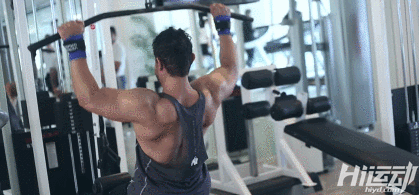 先把體脂率吃到37%再降到9%！為了拍部電影是有多拼命