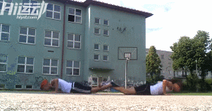 不用器械4年徒手健身！小伙從瘦“鵪鶉”到“肌霸”完美蛻變！