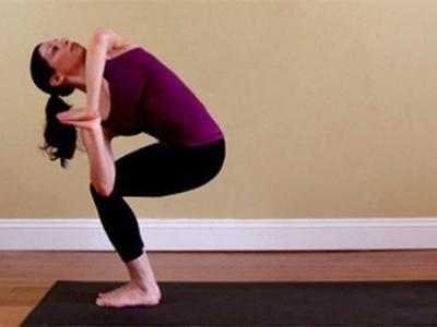 女性脖子酸痛怎么辦？一組簡(jiǎn)單的瑜伽動(dòng)作就能幫你消除疼痛