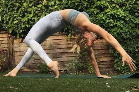 鍚屾埧濮垮娍108縐嶏紝濂蟲€х粌涔犺繖浜涚憸浼藉姩浣滃湪鎬х埍涓洿鍔犺糠浜?/strong>