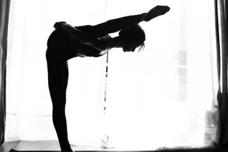 正確的性方式和技巧 瑜伽初入門中有隱含和解鎖動作