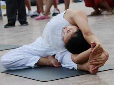 瑜伽什么時候練最好，多久練一次才能夠達到減肥效果