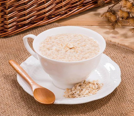 燕麥片怎么吃才減肥（燕麥一周瘦了10斤）