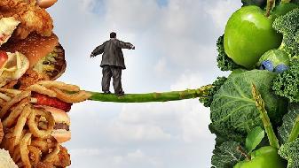 半月減肥訣竅,晚餐少吃一碗飯就變瘦-易網(wǎng)健康<a href=http://www.logojc.com/jkys/ target=_blank class=infotextkey>養(yǎng)生</a>網(wǎng) 半月減肥訣竅,晚餐少吃一碗飯就變瘦