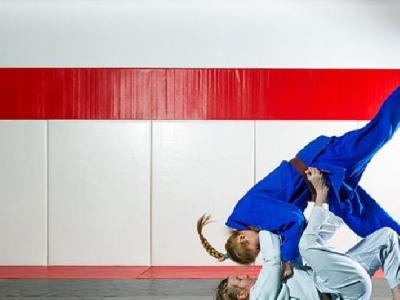 晚上轉(zhuǎn)呼啦圈能減肥嗎？晚上減肥如何運(yùn)動(dòng)？