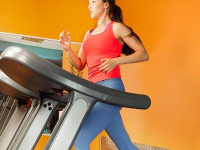 做什么運(yùn)動(dòng)可以瘦肚子瘦腿呢？瘦肚子最有效的運(yùn)動(dòng)推薦