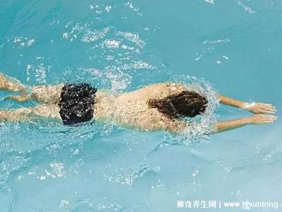 游泳對身體有什么好處和壞處，增強抵抗力/減肥(誘發眼耳部疾病)