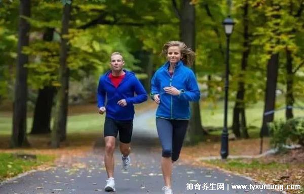 靜脈曲張的最快消除方法鍛煉方式，深蹲/慢跑/跳繩(忌久站久坐)