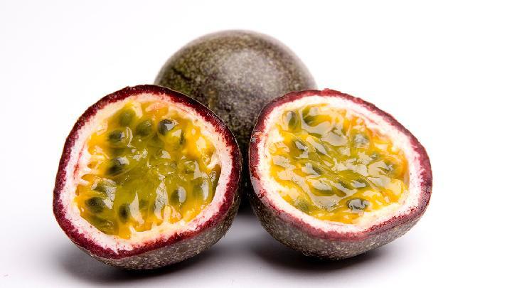 冰糖燉檸檬能減肥嗎？冰糖檸檬水的營養價值施舍呢？