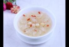 秋季吃銀耳防燥潤肺 推薦5個(gè)銀耳食譜