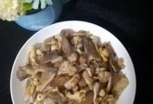 肉炒菇的做法-家常味炒菜譜