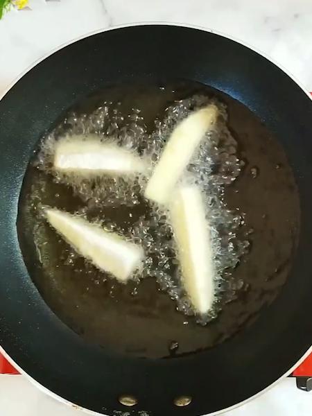 魚香茄條的做法-家常味炒菜譜