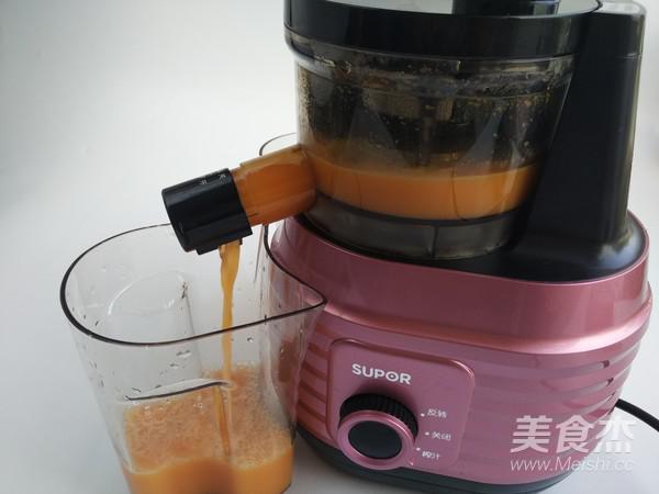 瘦身果蔬汁的做法-果味榨汁菜譜