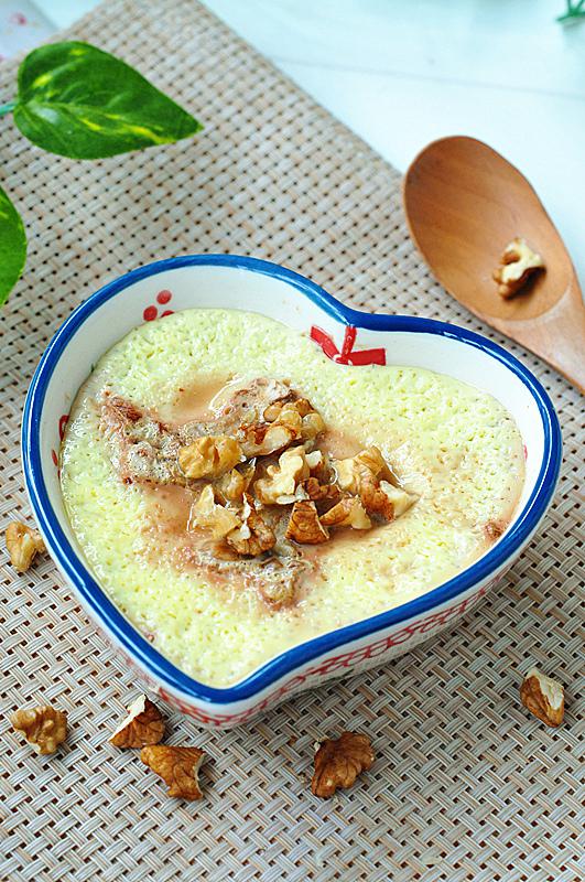 核桃蒸蛋羹的做法-家常味蒸菜譜