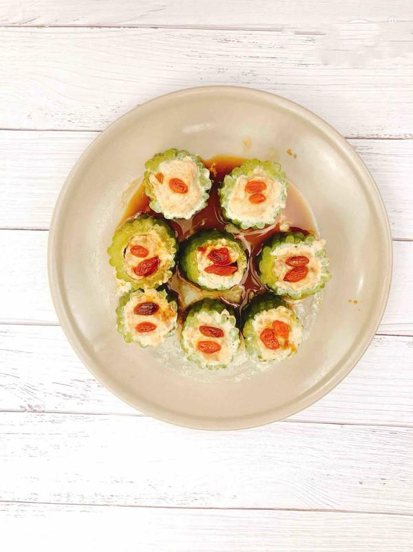 減肥餐~苦瓜釀肉的做法-咸鮮味蒸菜譜-易網健康養生網 減肥餐~苦瓜釀肉的做法-咸鮮味蒸菜譜