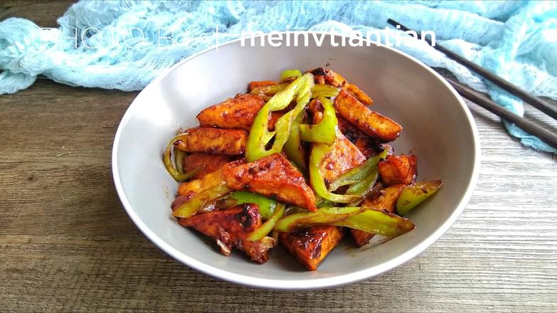 香辣醬尖椒炒豆腐的做法-香辣味炒菜譜