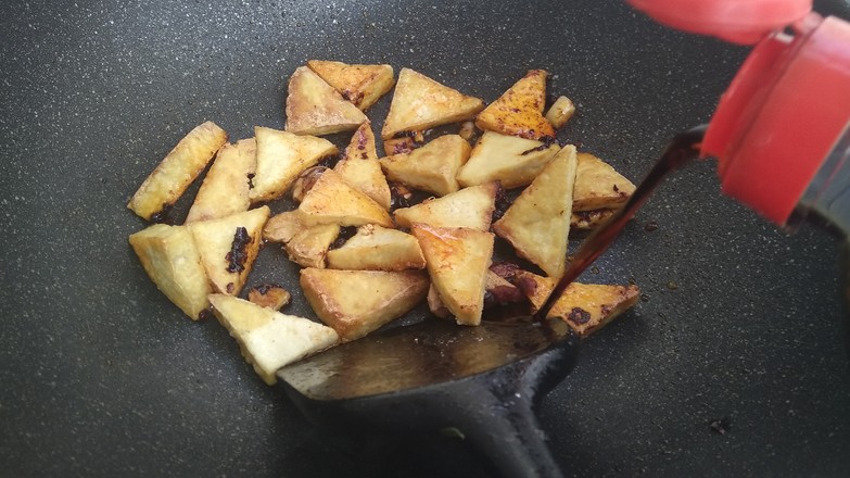 香辣醬尖椒炒豆腐的做法-香辣味炒菜譜