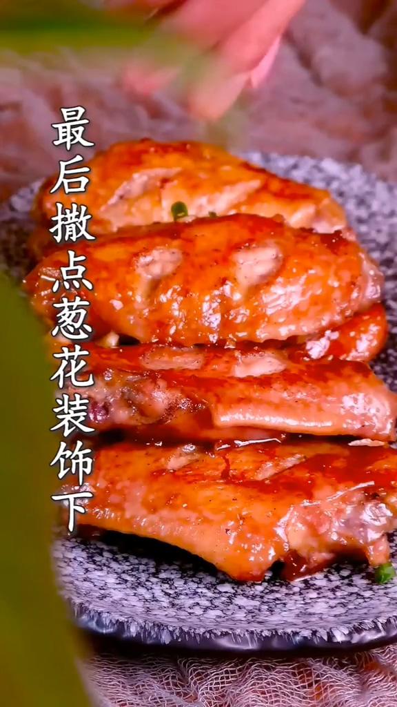 蒜香蠔油雞翅的做法-蒜香味炒菜譜
