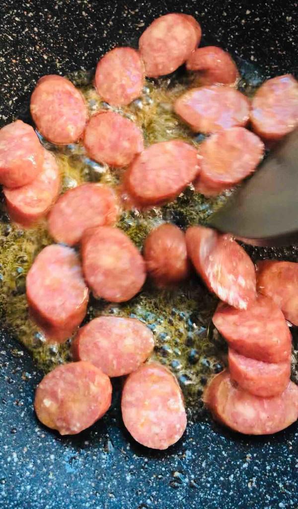 紅椒牛肉腸的做法-家常味炒菜譜