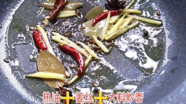 土豆燒排骨的做法-香辣味燒菜譜