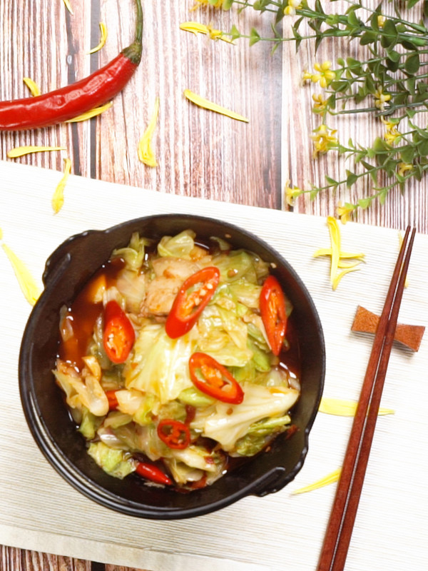 干鍋包菜的做法-家常味炒菜譜